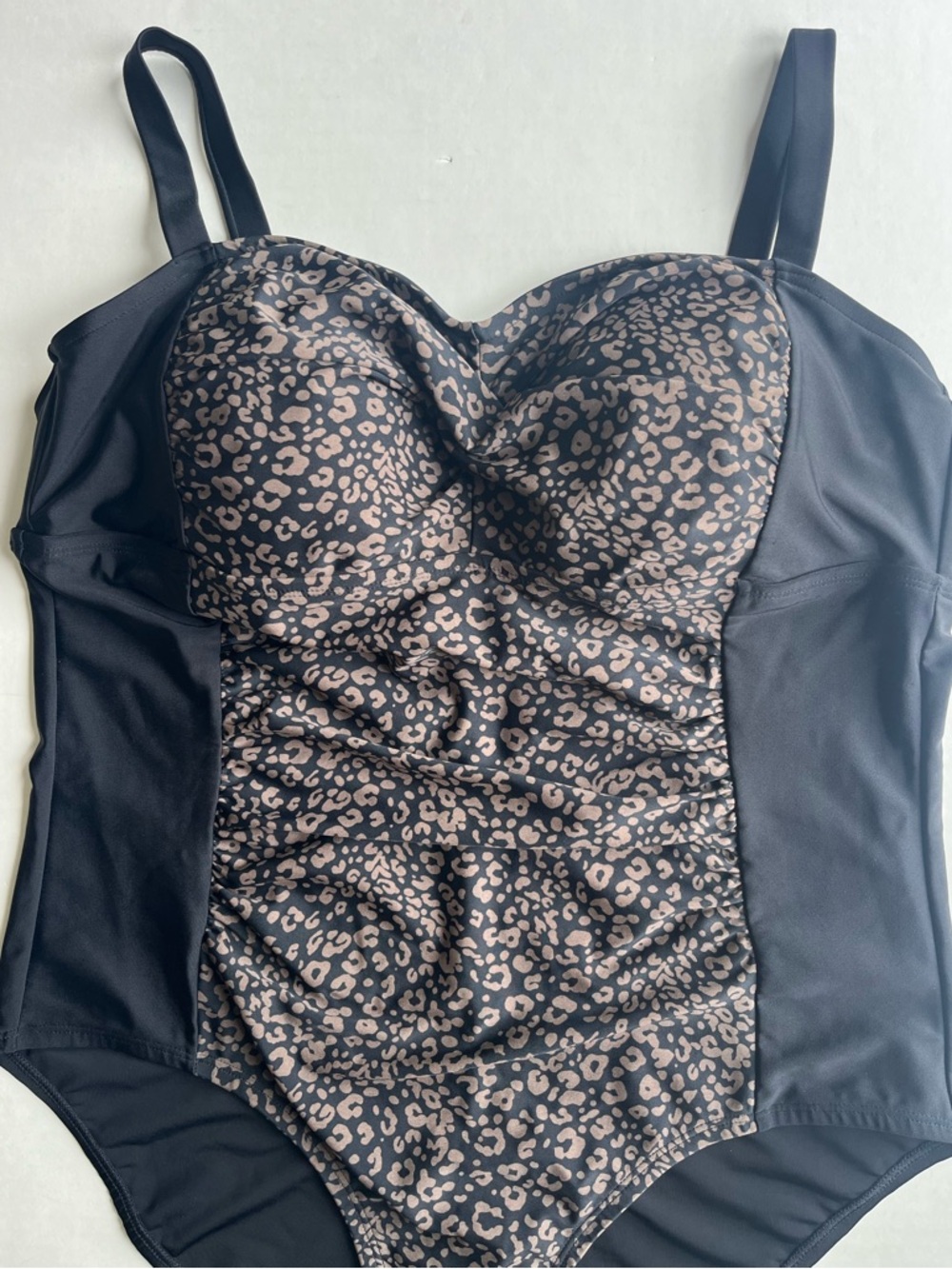 Ava & Viv Women’s Black Brown Leopard Print One Piece Slimming Swimsuit 18W - Picture 5 of 13